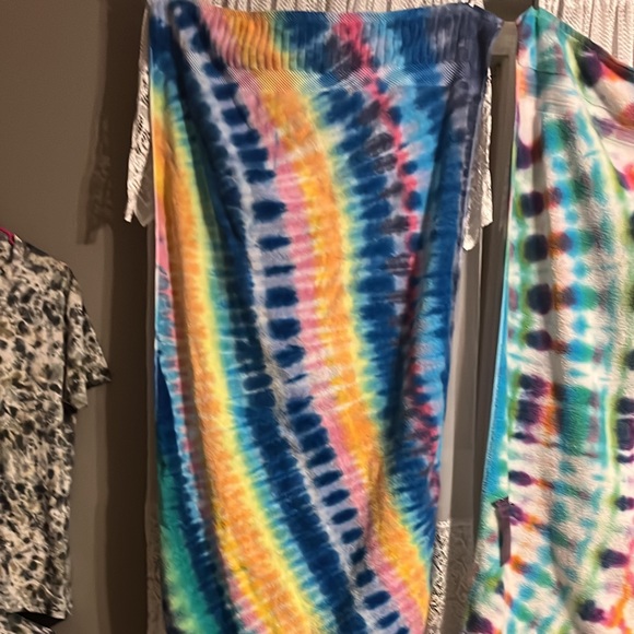 Authentic handmade tie dye beach towels - Picture 2 of 2